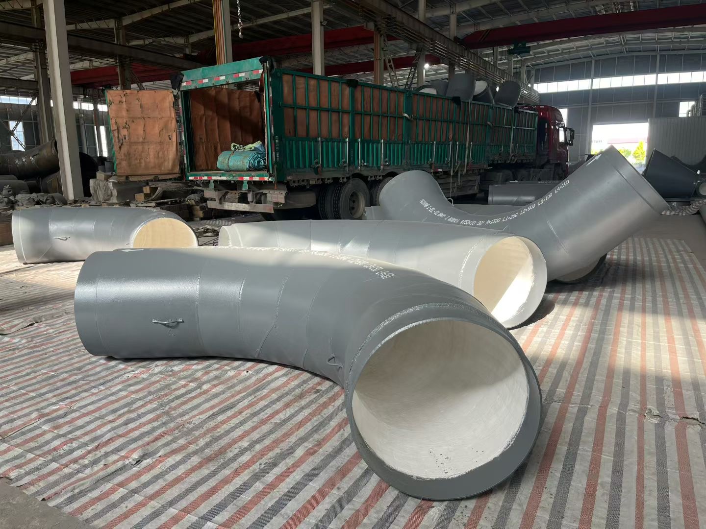 信阳市双金属耐磨管耐磨管道 - 厂家